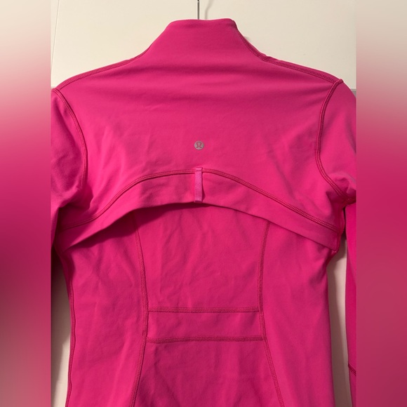 Lululemon define jacket (luon) in RARE sonic pink - Picture 3 of 6